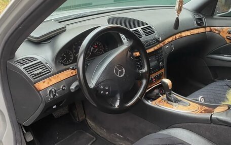 Mercedes-Benz E-Класс, 2003 год, 570 000 рублей, 7 фотография