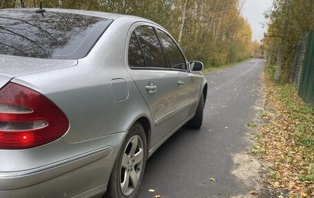 Mercedes-Benz E-Класс, 2003 год, 570 000 рублей, 5 фотография