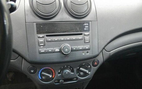 Chevrolet Aveo III, 2011 год, 290 000 рублей, 13 фотография