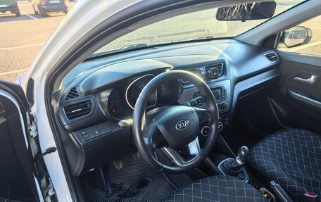 KIA Rio III рестайлинг, 2013 год, 730 000 рублей, 9 фотография