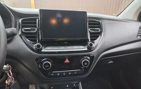 Hyundai Solaris II рестайлинг, 2022 год, 1 498 000 рублей, 7 фотография