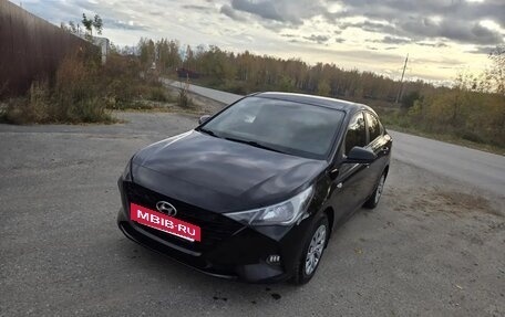 Hyundai Solaris II рестайлинг, 2022 год, 1 498 000 рублей, 3 фотография