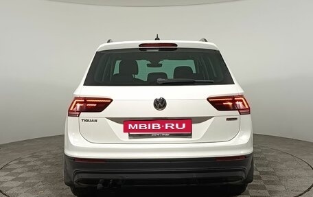 Volkswagen Tiguan II, 2020 год, 2 550 000 рублей, 6 фотография
