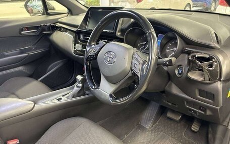 Toyota C-HR I рестайлинг, 2018 год, 1 400 008 рублей, 5 фотография