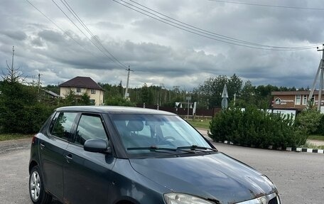 Skoda Fabia II, 2009 год, 140 000 рублей, 2 фотография