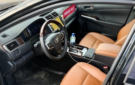 Toyota Camry, 2017 год, 2 800 000 рублей, 15 фотография