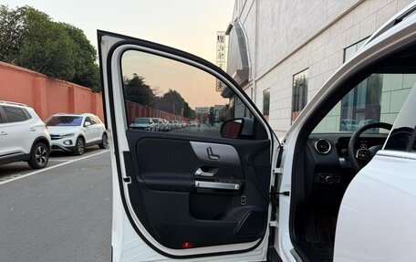 Mercedes-Benz GLB, 2022 год, 3 377 700 рублей, 7 фотография