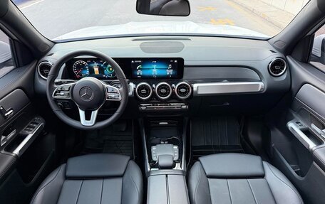 Mercedes-Benz GLB, 2022 год, 3 377 700 рублей, 10 фотография