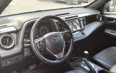 Toyota RAV4, 2019 год, 2 500 000 рублей, 6 фотография
