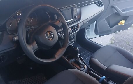 Skoda Rapid II, 2021 год, 1 250 000 рублей, 9 фотография