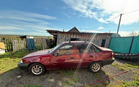 Daewoo Nexia I рестайлинг, 1999 год, 150 000 рублей, 3 фотография