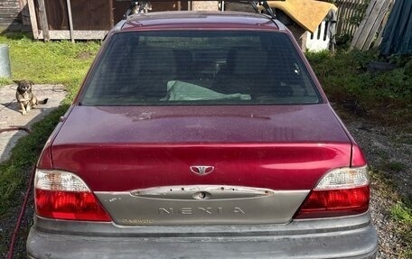 Daewoo Nexia I рестайлинг, 1999 год, 150 000 рублей, 2 фотография