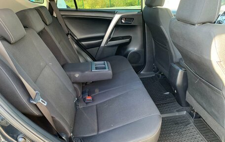 Toyota RAV4, 2018 год, 2 188 500 рублей, 25 фотография