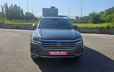 Volkswagen Touareg III, 2021 год, 6 200 000 рублей, 6 фотография