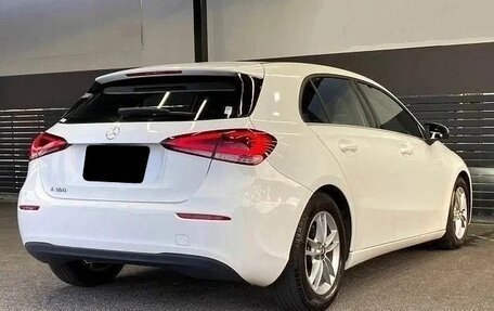 Mercedes-Benz A-Класс, 2019 год, 1 388 000 рублей, 4 фотография