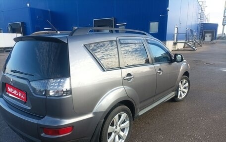 Mitsubishi Outlander III рестайлинг 3, 2011 год, 1 000 000 рублей, 4 фотография