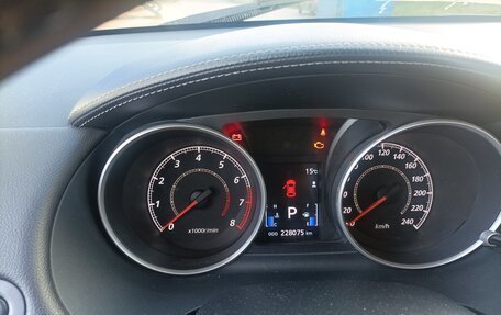 Mitsubishi Outlander III рестайлинг 3, 2011 год, 1 000 000 рублей, 16 фотография