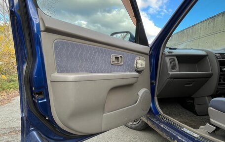 Nissan Cube II, 2001 год, 90 000 рублей, 12 фотография