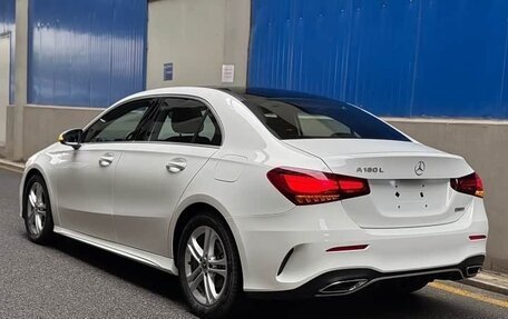 Mercedes-Benz A-Класс, 2023 год, 1 690 001 рублей, 3 фотография