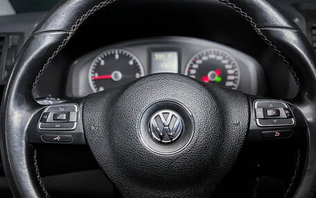 Volkswagen Caravelle T5, 2012 год, 1 670 000 рублей, 13 фотография