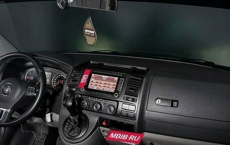 Volkswagen Caravelle T5, 2012 год, 1 670 000 рублей, 21 фотография