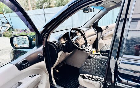 KIA Carnival III, 2009 год, 820 000 рублей, 10 фотография