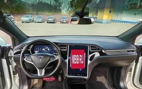 Tesla Model X I, 2017 год, 3 200 000 рублей, 12 фотография