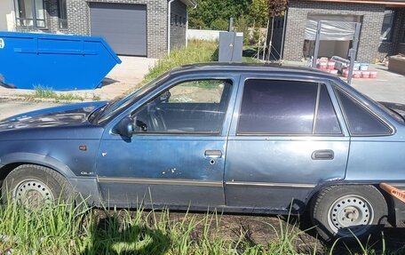 Daewoo Nexia I рестайлинг, 2003 год, 90 000 рублей, 5 фотография
