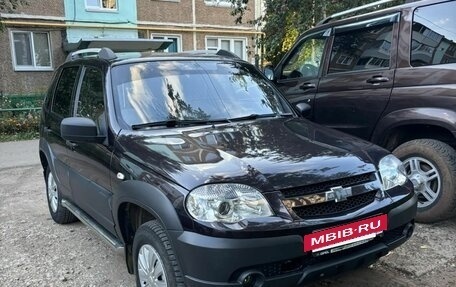 Chevrolet Niva I рестайлинг, 2014 год, 480 000 рублей, 3 фотография