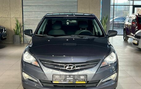 Hyundai Solaris II рестайлинг, 2015 год, 910 000 рублей, 2 фотография