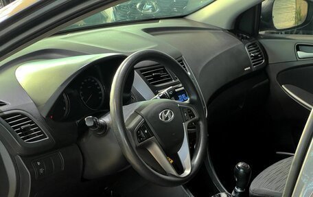 Hyundai Solaris II рестайлинг, 2015 год, 910 000 рублей, 10 фотография