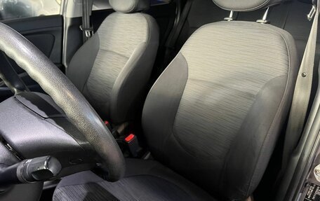 Hyundai Solaris II рестайлинг, 2015 год, 910 000 рублей, 22 фотография