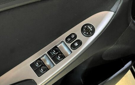 Hyundai Solaris II рестайлинг, 2015 год, 910 000 рублей, 16 фотография