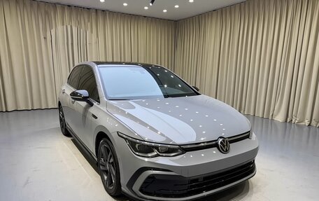 Volkswagen Golf VIII, 2023 год, 2 200 000 рублей, 1 фотография