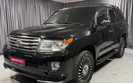 Toyota Land Cruiser 200, 2013 год, 3 850 000 рублей, 1 фотография