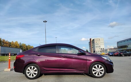 Hyundai Solaris II рестайлинг, 2012 год, 940 000 рублей, 2 фотография