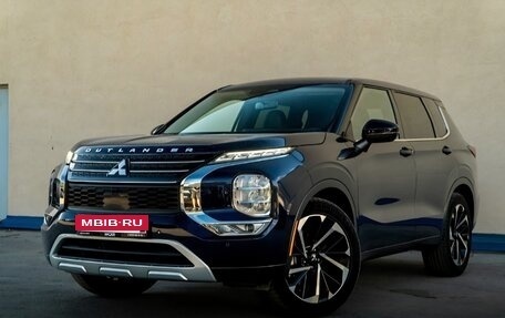 Mitsubishi Outlander, 2022 год, 3 270 000 рублей, 1 фотография