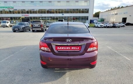 Hyundai Solaris II рестайлинг, 2012 год, 940 000 рублей, 4 фотография