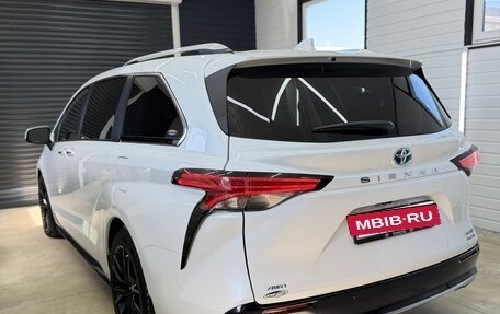 Toyota Sienna, 2021 год, 4 800 000 рублей, 6 фотография