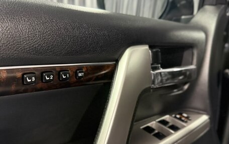 Toyota Land Cruiser 200, 2013 год, 3 850 000 рублей, 22 фотография