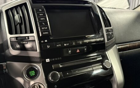 Toyota Land Cruiser 200, 2013 год, 3 850 000 рублей, 19 фотография