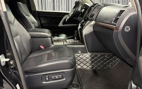 Toyota Land Cruiser 200, 2013 год, 3 850 000 рублей, 35 фотография