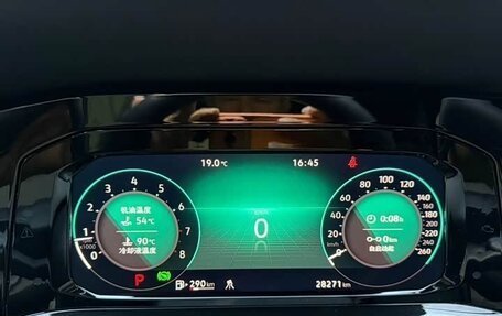 Volkswagen Golf VIII, 2023 год, 2 200 000 рублей, 17 фотография