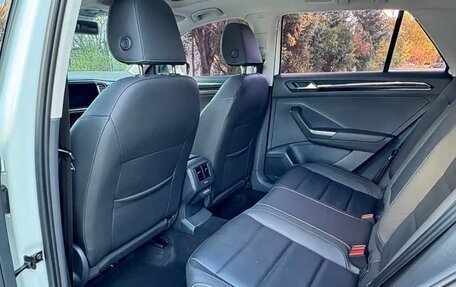 Volkswagen T-Roc I, 2023 год, 1 730 000 рублей, 14 фотография