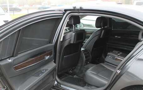 BMW 7 серия, 2010 год, 1 415 000 рублей, 13 фотография