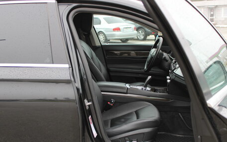 BMW 7 серия, 2010 год, 1 415 000 рублей, 20 фотография