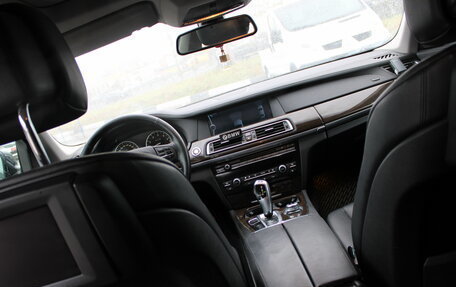 BMW 7 серия, 2010 год, 1 415 000 рублей, 26 фотография