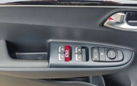 KIA Rio IV, 2019 год, 1 650 000 рублей, 10 фотография