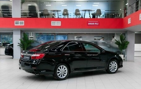 Toyota Camry, 2014 год, 1 550 000 рублей, 2 фотография