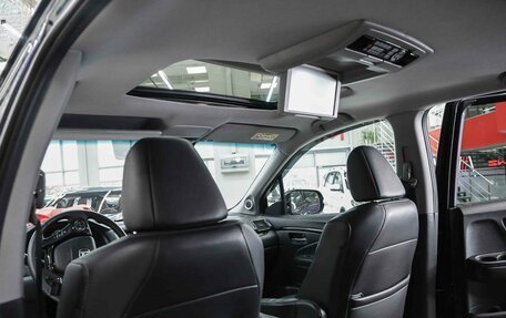 Honda Pilot III рестайлинг, 2018 год, 3 150 000 рублей, 8 фотография